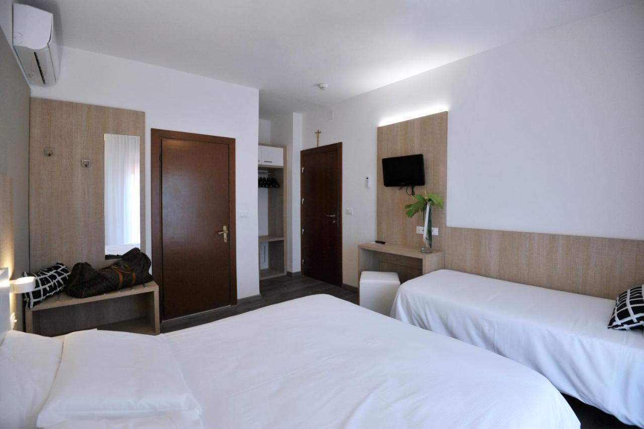 Hotel Etna กาออร์เล ภายนอก รูปภาพ