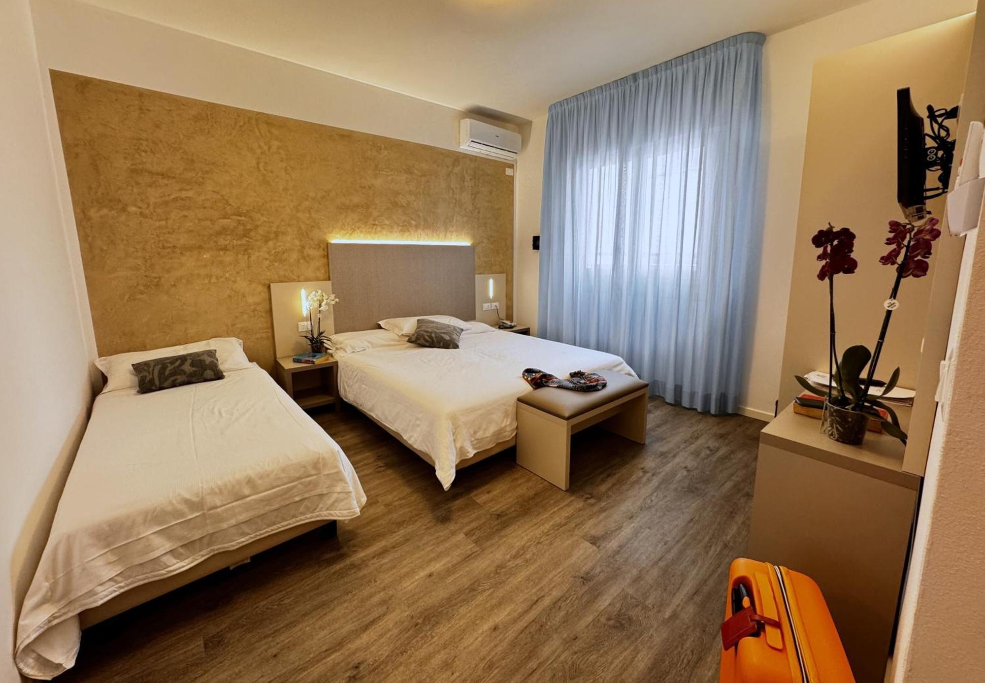 Hotel Etna กาออร์เล ภายนอก รูปภาพ