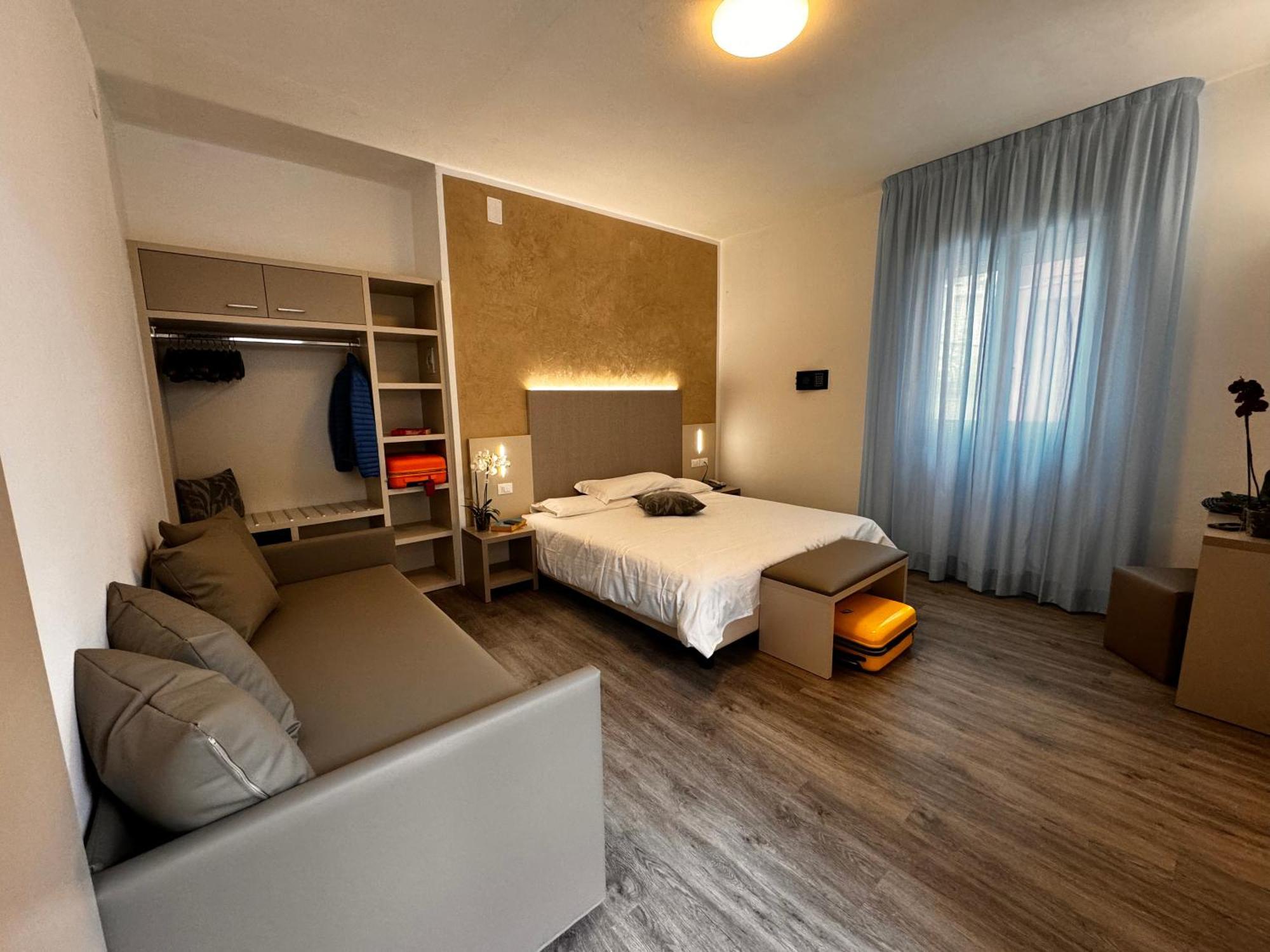 Hotel Etna กาออร์เล ภายนอก รูปภาพ