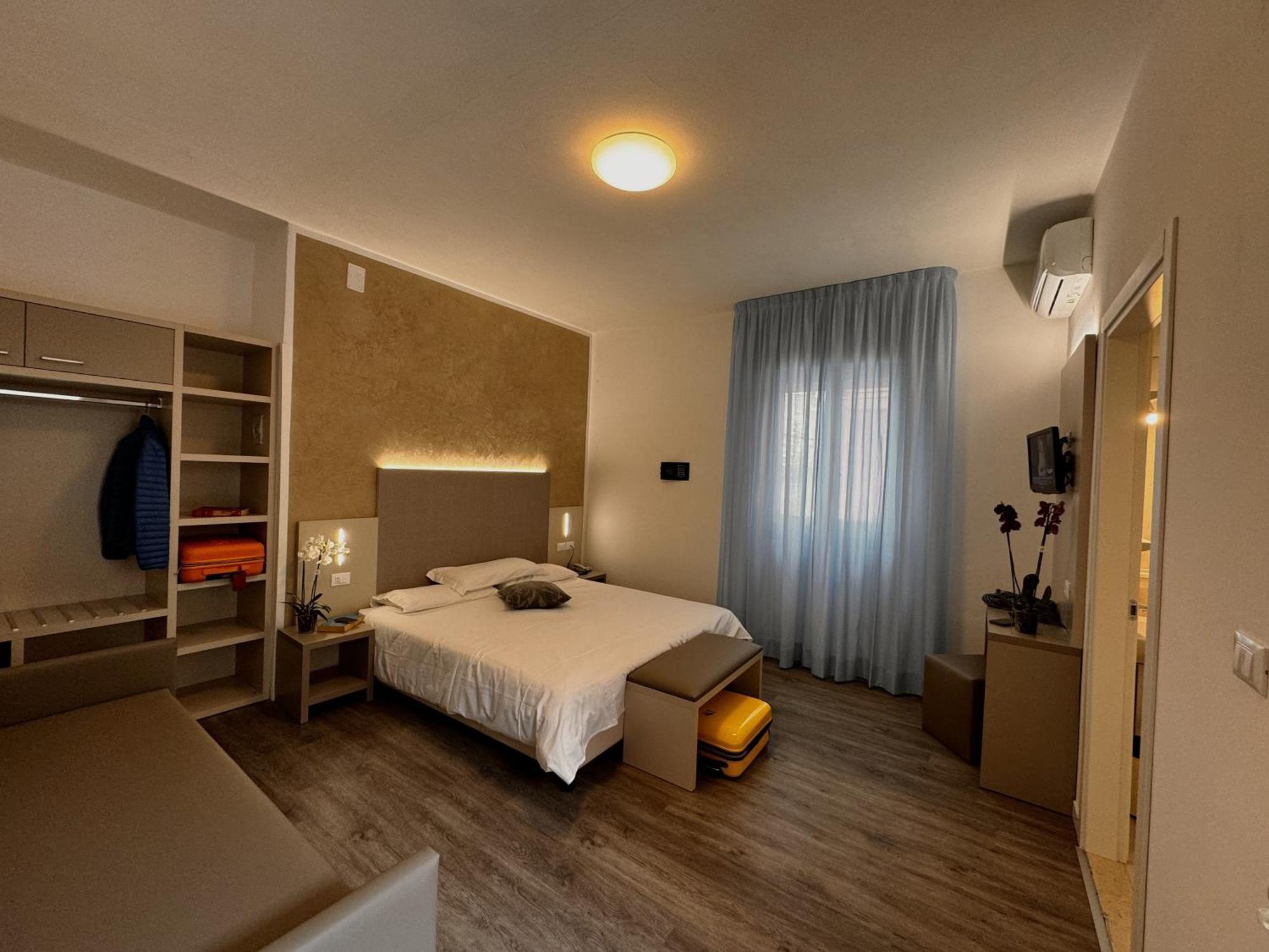 Hotel Etna กาออร์เล ภายนอก รูปภาพ