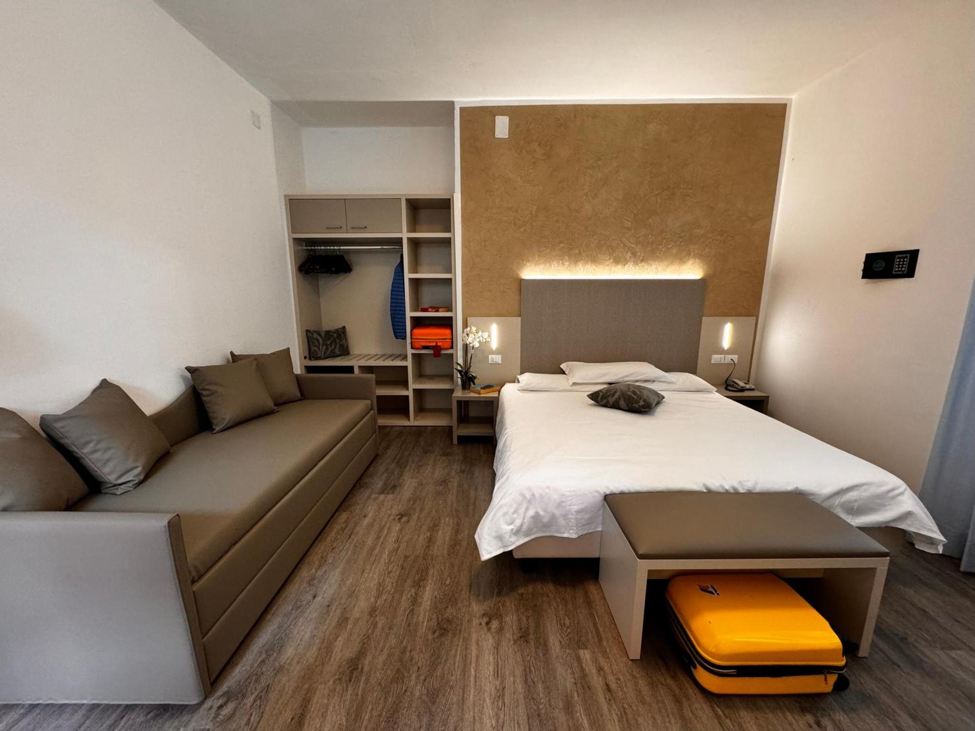 Hotel Etna กาออร์เล ภายนอก รูปภาพ