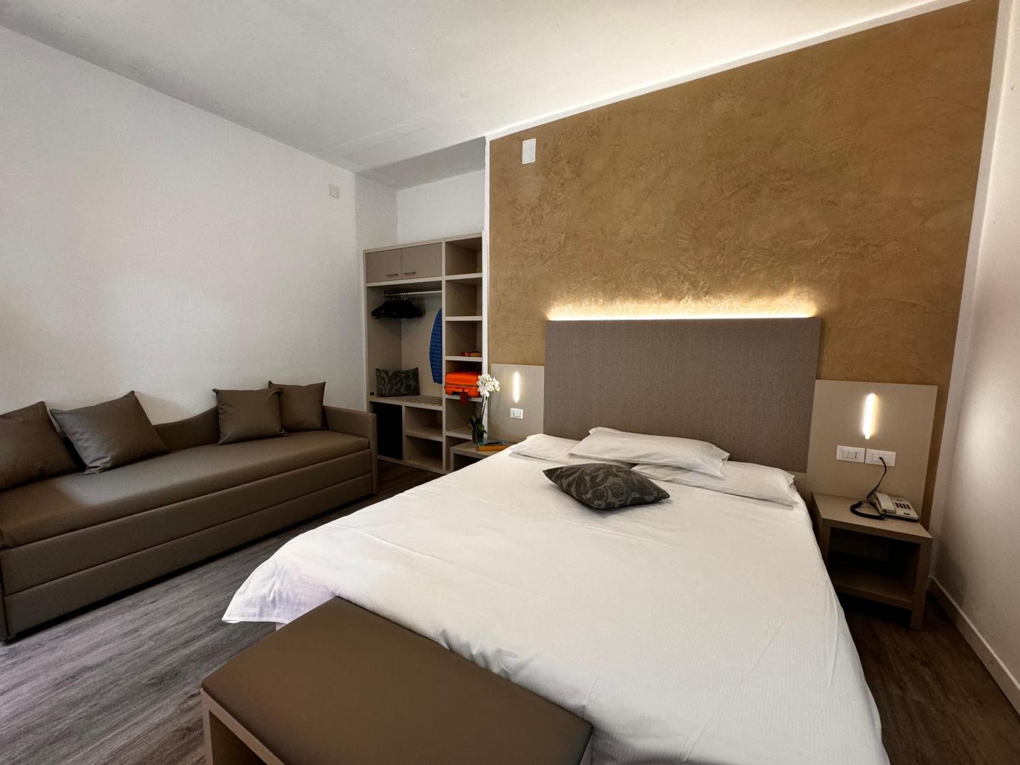 Hotel Etna กาออร์เล ภายนอก รูปภาพ